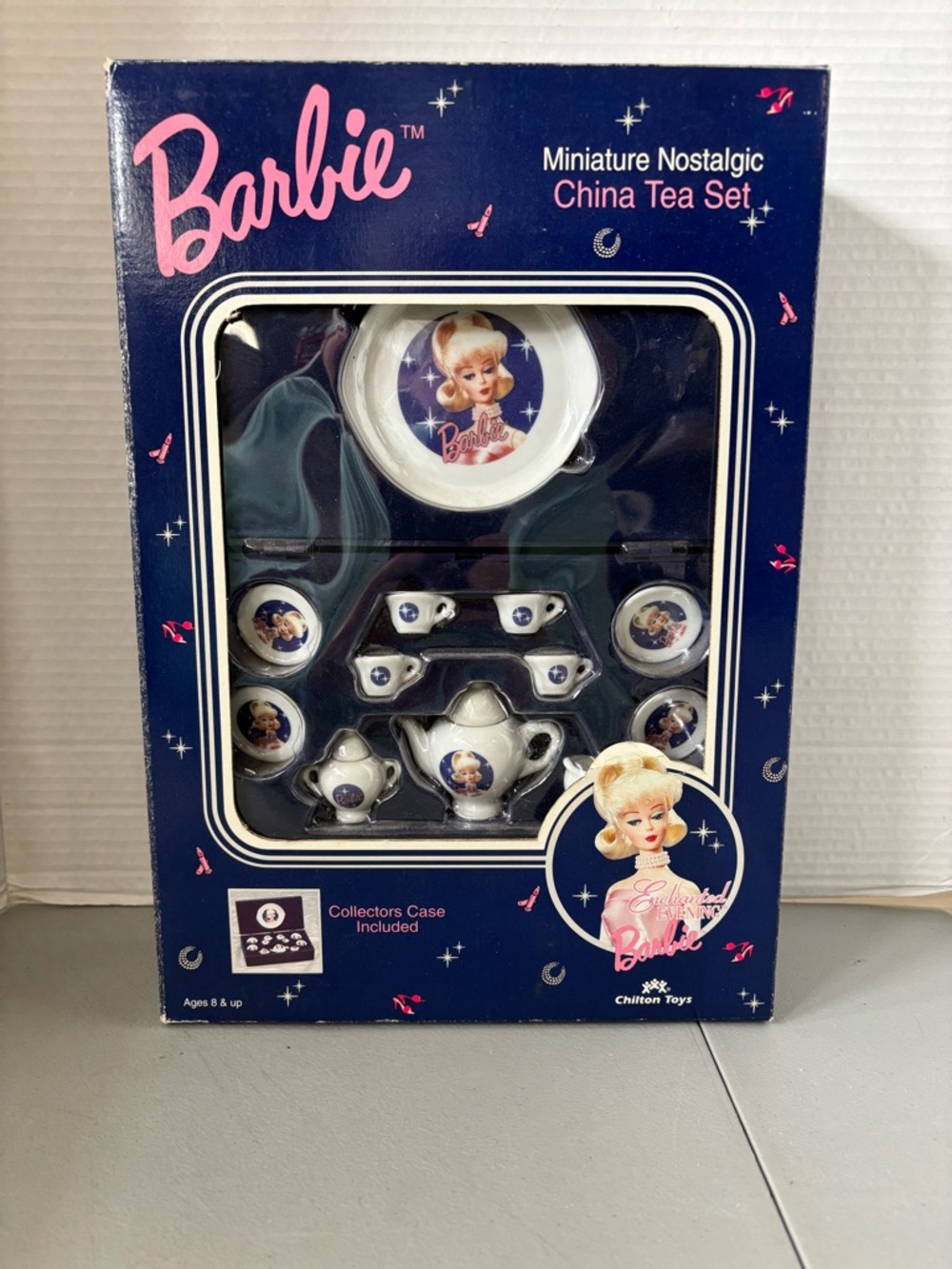 Barbie Matel 1996 Miniature Nostalgic Cina Tea Set w/ Collectors Case
